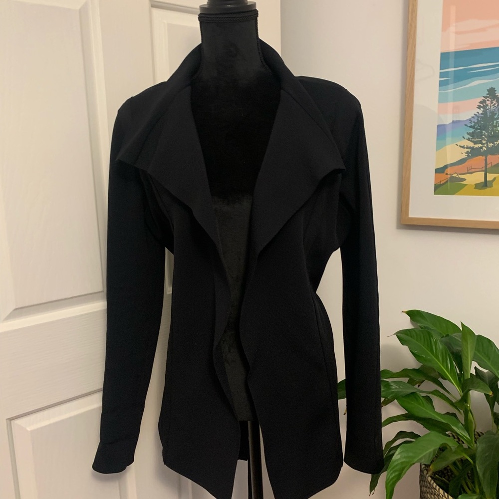 WINTER CLEARANCE: SABA knit jacket with waist tie - Picture 3 of 13